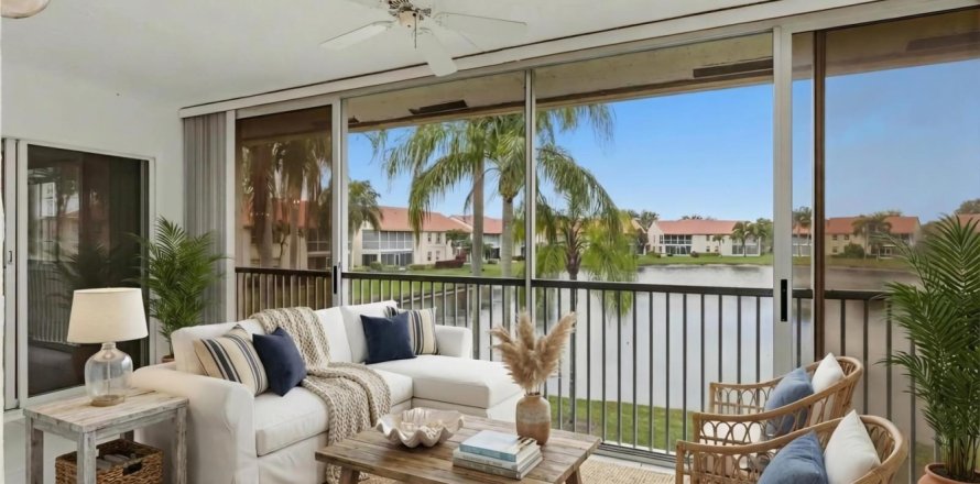 Condominio en Delray Beach, Florida, 3 dormitorios № 2181061