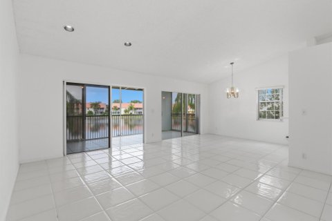 Condominio en venta en Delray Beach, Florida, 3 dormitorios, 146.32 m2 № 2181061 - foto 17
