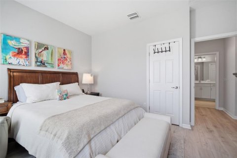 Casa en alquiler en Wesley Chapel, Florida, 4 dormitorios, 251.67 m2 № 2167728 - foto 7
