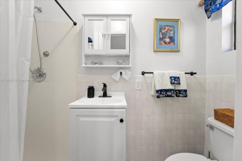 Casa en venta en Homestead, Florida, 4 dormitorios, 173.08 m2 № 1945396 - foto 9