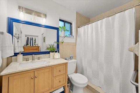 Casa en venta en Homestead, Florida, 4 dormitorios, 173.08 m2 № 1945396 - foto 19