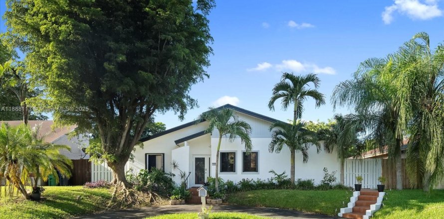 Casa en Homestead, Florida 4 dormitorios, 173.08 m2 № 1945396