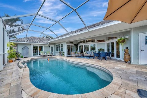 House in Sarasota, Florida 3 bedrooms, 206.52 sq.m. № 1842154 - photo 3