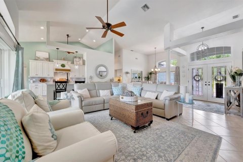 House in Sarasota, Florida 3 bedrooms, 206.52 sq.m. № 1842154 - photo 11