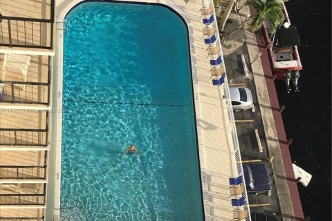 Купить кондоминиум в Халландейл-Бич, Флорида 1 спальня, 85.75м2, № 1981471 - фото 6