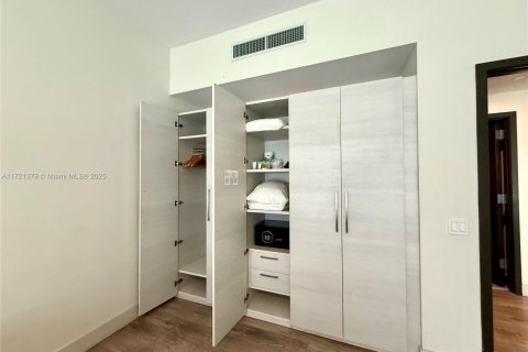 Купить кондоминиум в Холливуд, Флорида 1 спальня, 75.9м2, № 1957927 - фото 19