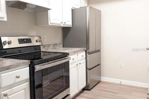 Copropriété à vendre à Orlando, Floride: 2 chambres, 104.14 m2 № 1910896 - photo 4