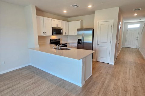 Touwnhouse à louer à Venice, Floride: 3 chambres, 136.01 m2 № 2416376 - photo 10