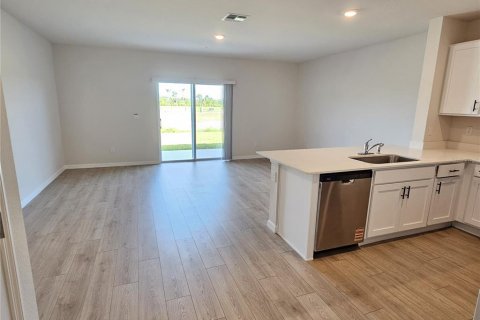 Touwnhouse à louer à Venice, Floride: 3 chambres, 136.01 m2 № 2416376 - photo 7
