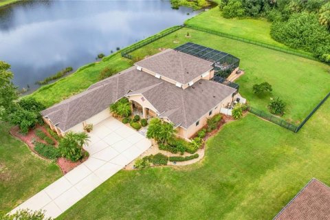 House in Parrish, Florida 4 bedrooms, 354.79 sq.m. № 2361010