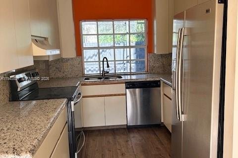 Condo in Weston, Florida, 2 bedrooms № 1998019 - photo 2