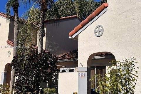 Condo in Weston, Florida, 2 bedrooms  № 1998019