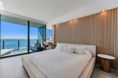 Apartamento en alquiler en Miami, Florida, 2 dormitorios, 99.68 m2 № 1944207 - foto 19