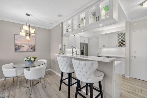 Copropriété à louer à Fort Lauderdale, Floride: 2 chambres, 114.27 m2 № 2078559 - photo 7