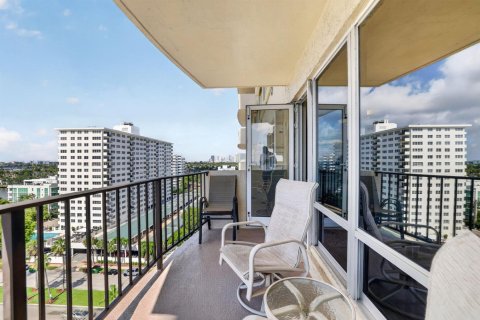 Copropriété à louer à Fort Lauderdale, Floride: 2 chambres, 114.27 m2 № 2078559 - photo 17