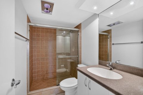 Copropriété à louer à Fort Lauderdale, Floride: 2 chambres, 114.27 m2 № 2078559 - photo 29