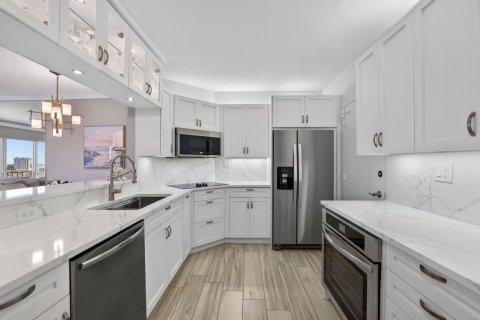 Copropriété à louer à Fort Lauderdale, Floride: 2 chambres, 114.27 m2 № 2078559 - photo 3