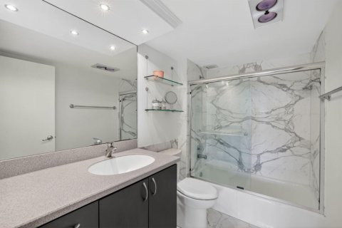 Copropriété à louer à Fort Lauderdale, Floride: 2 chambres, 114.27 m2 № 2078559 - photo 24