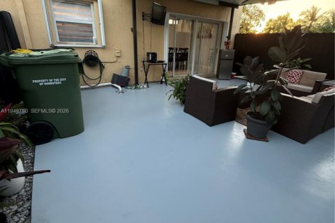 Снять в аренду таунхаус в Хомстед, Флорида 3 спальни, 127.09м2, № 2005547 - фото 18