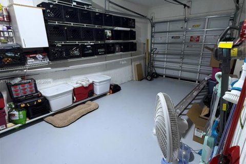 Снять в аренду таунхаус в Хомстед, Флорида 3 спальни, 127.09м2, № 2005547 - фото 20