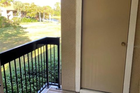 Copropriété à vendre à Sarasota, Floride: 1 chambre, 53.14 m2 № 2197339 - photo 2