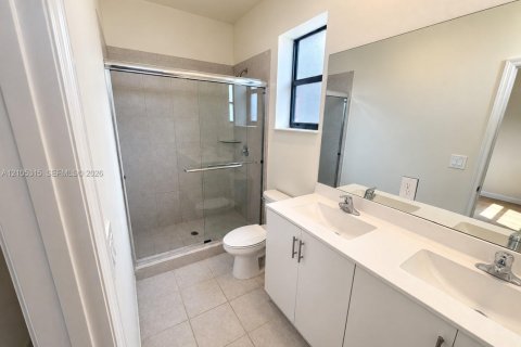 Touwnhouse à louer à Hialeah, Floride: 3 chambres, 123.75 m2 № 2414276 - photo 9
