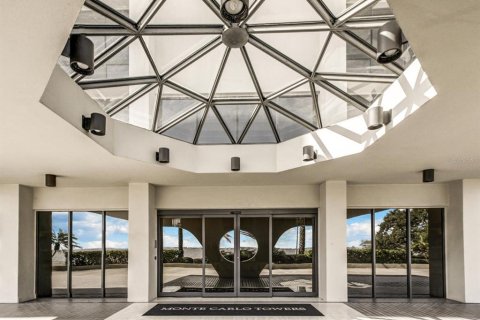 Copropriété à louer à Tampa, Floride: 2 chambres, 158.12 m2 № 2165891 - photo 4
