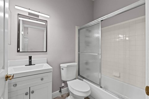 Casa en venta en West Palm Beach, Florida, 2 dormitorios, 151.9 m2 № 2260888 - foto 26