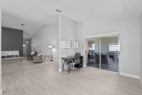 Casa en venta en West Palm Beach, Florida, 2 dormitorios, 151.9 m2 № 2260888 - foto 19
