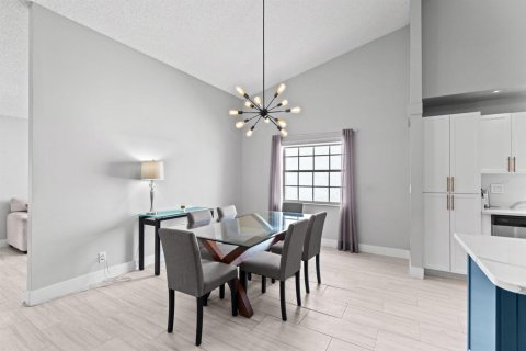 Casa en venta en West Palm Beach, Florida, 2 dormitorios, 151.9 m2 № 2260888 - foto 15