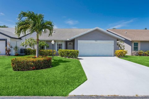 House in West Palm Beach, Florida 2 bedrooms, 151.9 sq.m. № 2260888