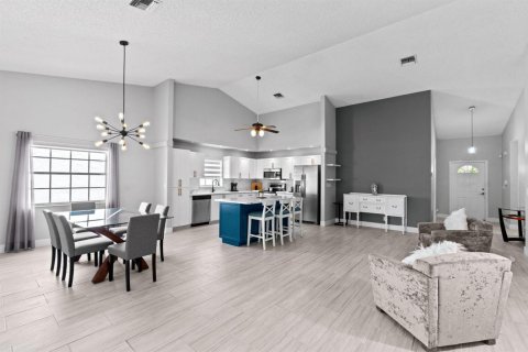 Casa en venta en West Palm Beach, Florida, 2 dormitorios, 151.9 m2 № 2260888 - foto 13