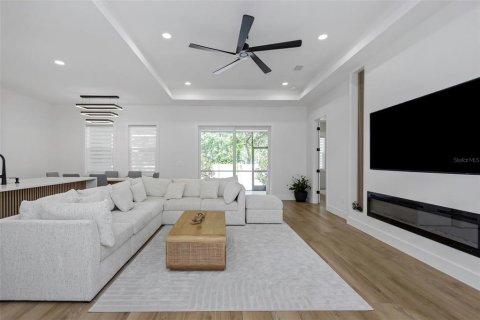 Casa en venta en Clearwater, Florida, 4 dormitorios, 198.63 m2 № 1907088 - foto 9