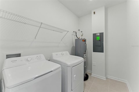 Adosado en alquiler en Apopka, Florida, 3 dormitorios, 141.03 m2 № 1916893 - foto 12