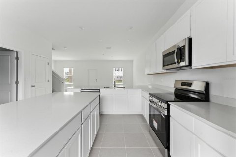 Adosado en alquiler en Apopka, Florida, 3 dormitorios, 141.03 m2 № 1916893 - foto 4