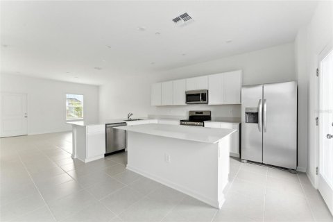 Adosado en alquiler en Apopka, Florida, 3 dormitorios, 141.03 m2 № 1916893 - foto 5