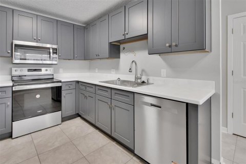 Casa en venta en DeLand, Florida, 3 dormitorios, 186.73 m2 № 1803307 - foto 10