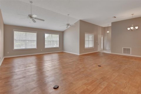 Casa en venta en DeLand, Florida, 3 dormitorios, 186.73 m2 № 1803307 - foto 4