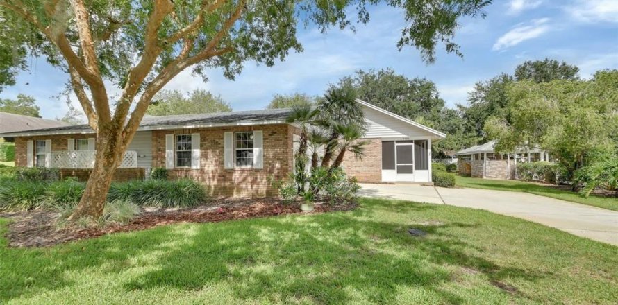 Casa en DeLand, Florida 3 dormitorios, 186.73 m2 № 1803307