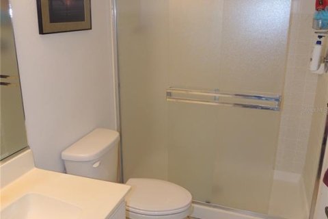 Condo in Sarasota, Florida, 2 bedrooms № 2105725 - photo 19