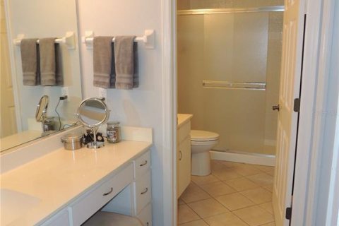 Condo in Sarasota, Florida, 2 bedrooms № 2105725 - photo 18