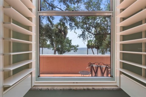 Copropriété à vendre à Tampa, Floride: 2 chambres, 191.38 m2 № 1914988 - photo 25