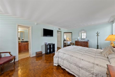 Copropriété à vendre à Tampa, Floride: 2 chambres, 191.38 m2 № 1914988 - photo 22