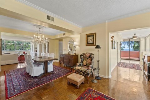 Copropriété à vendre à Tampa, Floride: 2 chambres, 191.38 m2 № 1914988 - photo 15