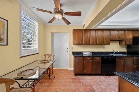 Copropriété à vendre à Tampa, Floride: 2 chambres, 191.38 m2 № 1914988 - photo 29