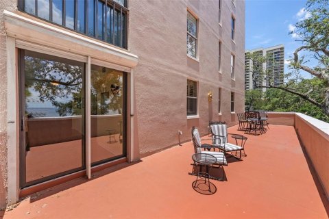 Copropriété à vendre à Tampa, Floride: 2 chambres, 191.38 m2 № 1914988 - photo 3