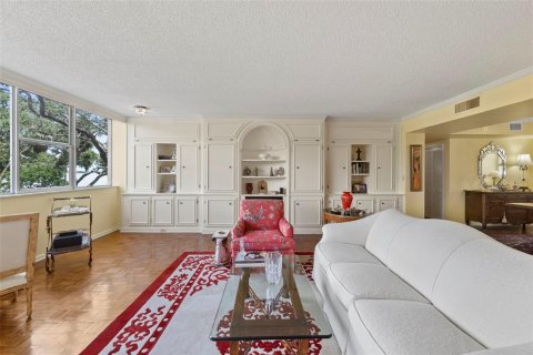 Copropriété à vendre à Tampa, Floride: 2 chambres, 191.38 m2 № 1914988 - photo 6