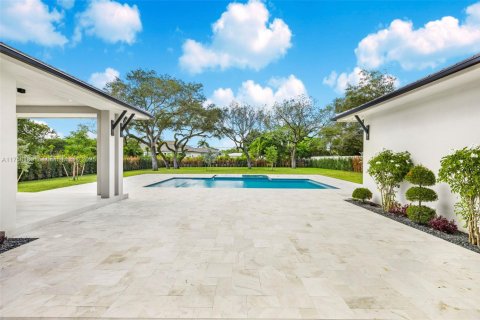 Villa ou maison à vendre à Miami, Floride: 5 chambres № 1868765 - photo 22