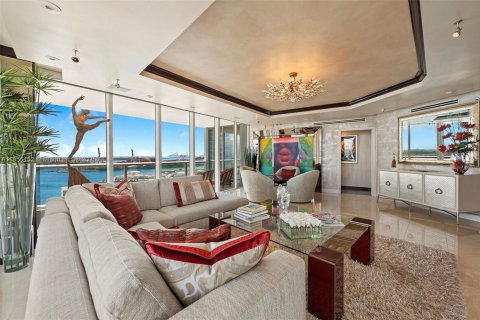 Copropriété à vendre à Miami Beach, Floride: 2 chambres, 168.62 m2 № 1880304 - photo 7