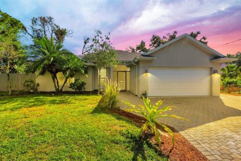 Villa ou maison à vendre à North Port, Floride: 3 chambres, 164.44 m2 № 821326 - photo 2